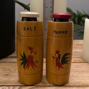 Vtg 1950s "Salty & Peppy" Pop-Up Cat Salt & Pepper Shakers - Wood Japan